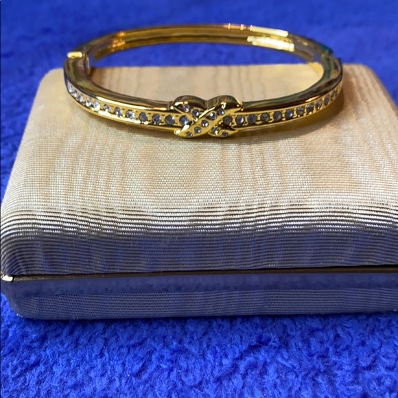 Crystal Bracelet - Picture 3 of 3